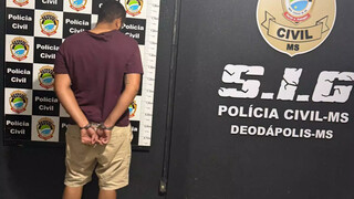 Homem em liberdade condicional é preso com pistola e pescado ilegal Homem em liberdade condicional é preso com pistola e pescado ilegal