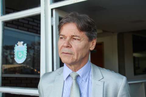 Paulo Duarte passa por cateterismo e segue internado no Hospital da Cassems
