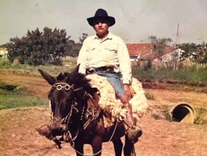 Godofredo passou 54 anos tocando boiada e tem hist&oacute;ria para contar