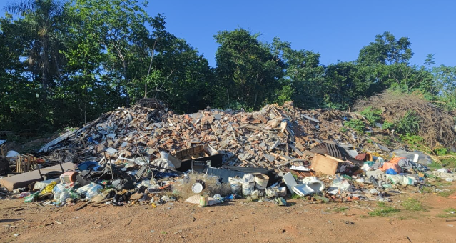 MPMS abre inqu&eacute;rito para apurar descarte de lixo no distrito de &Aacute;guas do Miranda