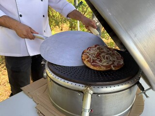 Pizza no café da manhã? Milton leva brotinhos a quem vive na correria Pizza no café da manhã? Milton leva brotinhos a quem vive na correria