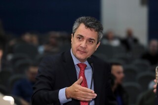 Com 12 interessados, CPI do Tapa-buraco ter&aacute; disputa entre bancadas 