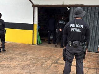 Drones fizeram até 11 entregas em presídio sob suspeita de conivência Drones fizeram até 11 entregas em presídio sob suspeita de conivência