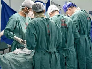 Transplantes de rim entram na lista de servi&ccedil;os amea&ccedil;ados na Santa Casa