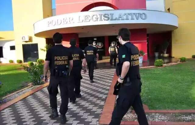 Esc&acirc;ndalo que tirou 13 vereadores dos cargos ainda rende disputa na Justi&ccedil;a
