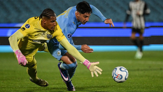 Atlético-MG leva susto no fim, mas avança à final da Sul-Americana Atlético-MG leva susto no fim, mas avança à final da Sul-Americana