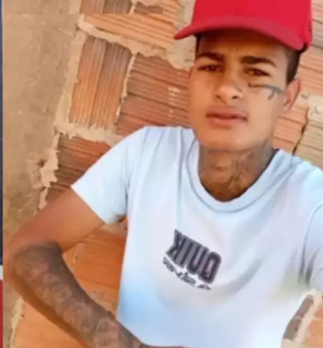Den&uacute;ncia leva pol&iacute;cia a segundo suspeito de matar rapaz a pauladas