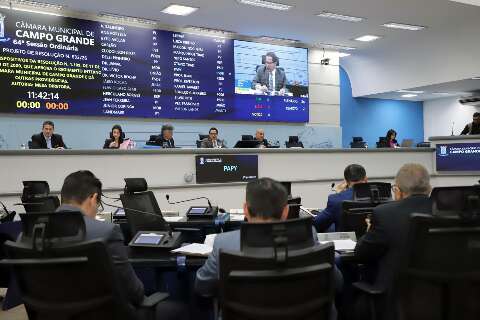 C&acirc;mara fixa posse da Mesa Diretora em 2 de fevereiro e limita data de elei&ccedil;&atilde;o