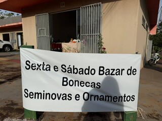 De bonecas de milho a 300 peças, Marlene abre bazar de lembranças De bonecas de milho a 300 peças, Marlene abre bazar de lembranças