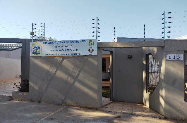 Conselheiro tutelar &eacute; investigado por gravar a filha dormindo em Navira&iacute;