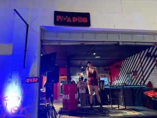 Com noite de karaok&ecirc;, Pizza Pub se despede da 14 de Julho ap&oacute;s 4 anos