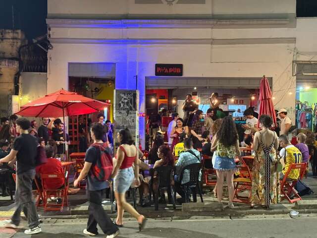 Com noite de karaok&ecirc;, Pizza Pub se despede da 14 de Julho ap&oacute;s 4 anos