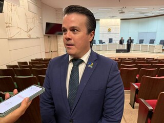 “Quem não votou no 1º turno pode e deve votar no 2º”, afirma juiz “Quem não votou no 1º turno pode e deve votar no 2º”, afirma juiz