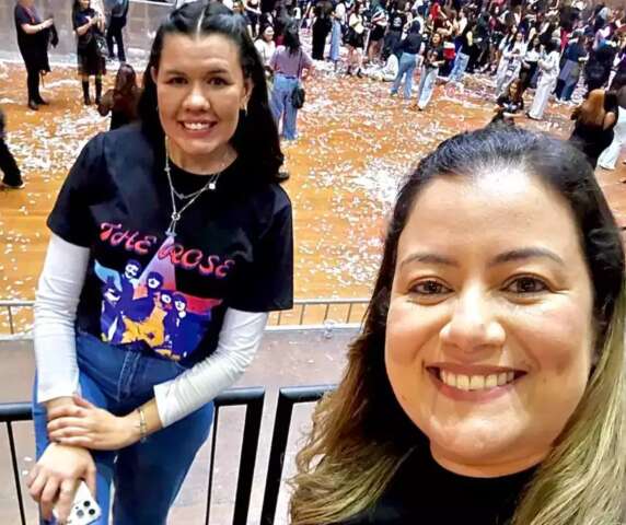 Loucura pelo BTS faz amigas convocarem motorista por ingressos