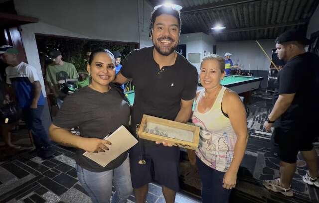 Com pr&ecirc;mio de R$ 1,2 mil, torneio de sinuca anima Parque dos Laranjais