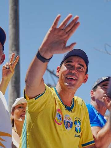 Vicentinho J&uacute;nior vira disputa e &eacute; eleito governador do Tocantins