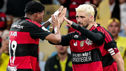 P&ecirc;nalti nos acr&eacute;scimos d&aacute; vit&oacute;ria ao Flamengo e lideran&ccedil;a do Brasileir&atilde;o
