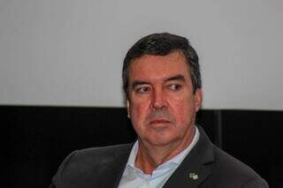 Riedel diz respeitar resultado, mas Fl&aacute;vio tem "legitimidade para questionar"