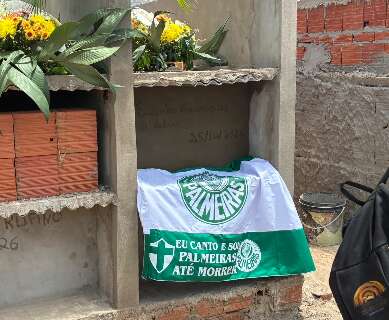 Fam&iacute;lia viaja 14h para funeral de homem assassinado ap&oacute;s carreata em Bonito