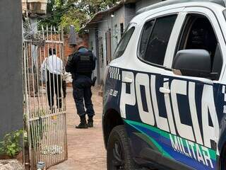 Homem morto pela PM após roubar idosa estava com arma de brinquedo Homem morto pela PM após roubar idosa estava com arma de brinquedo