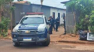 Suspeito de roubar aposentadoria de idosa morre baleado pela PM no Anache Suspeito de roubar aposentadoria de idosa morre baleado pela PM no Anache
