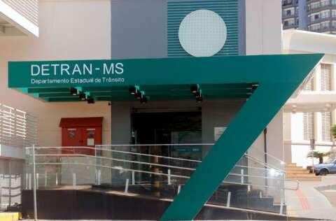 Ag&ecirc;ncia do Detran em shopping passa a emitir o novo RG