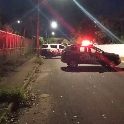 Suspeito de tentativa de roubo morre baleado durante abordagem da PM