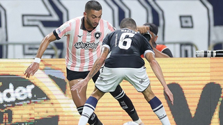 Remo encerra jejum de 14 jogos com vitória sobre o Botafogo Remo encerra jejum de 14 jogos com vitória sobre o Botafogo