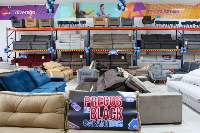 Sof&aacute; Inbox antecipa Black com sof&aacute; em 12 vezes de R$ 125
