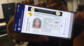 CNHs com vencimento entre junho e dezembro têm validade prorrogada CNHs com vencimento entre junho e dezembro têm validade prorrogada