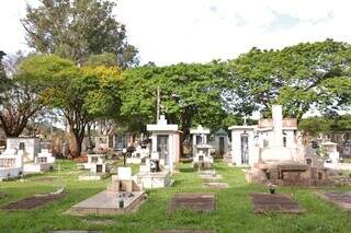 Cemit&eacute;rios de Campo Grande ter&atilde;o missas no Dia de Finados; veja hor&aacute;rios