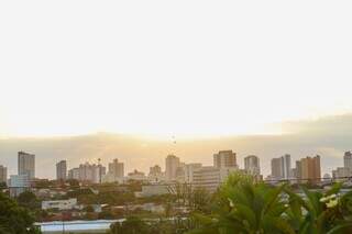Tempo vira em MS e quarta-feira pode ter chuva forte e granizo Tempo vira em MS e quarta-feira pode ter chuva forte e granizo