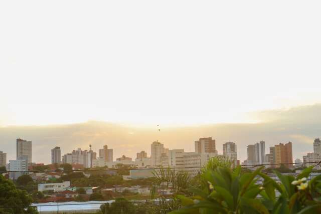 Tempo vira em MS e quarta-feira pode ter chuva forte e granizo
