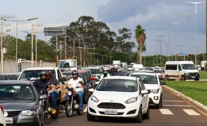 Governo antecipa IPVA pelo 2º ano seguido; desconto vai até 28 de dezembro