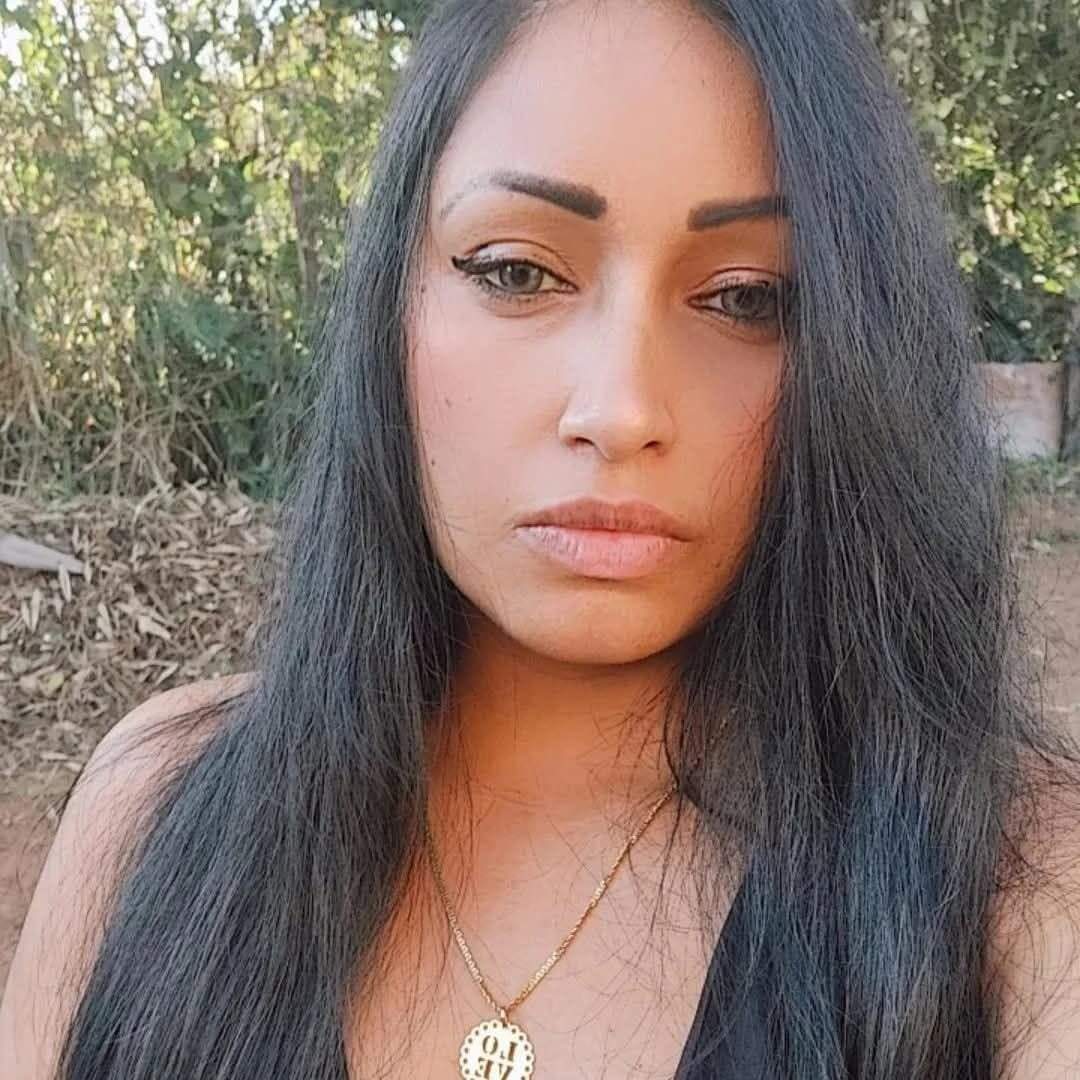 Família tenta localizar mulher que saiu de casa para pagode e não voltou