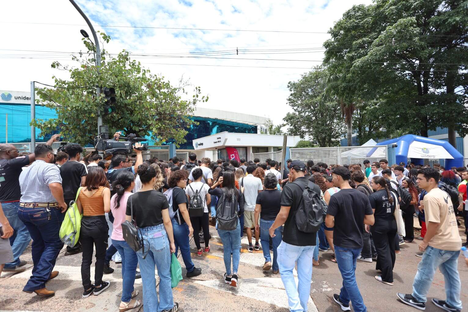 Mulheres representam mais da metade dos inscritos no Enem 2026 em MS