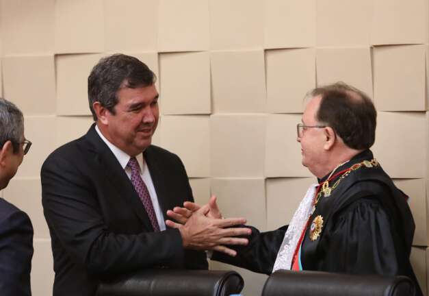 Com Riedel, vice e Gerson afastados, Pavan deve assumir governo