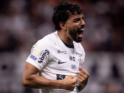 Corinthians bate rival direto e acirra disputa para escapar do rebaixamento