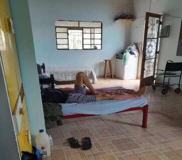 Justi&ccedil;a manda Prefeitura transferir moradores acolhidos em abrigo irregular