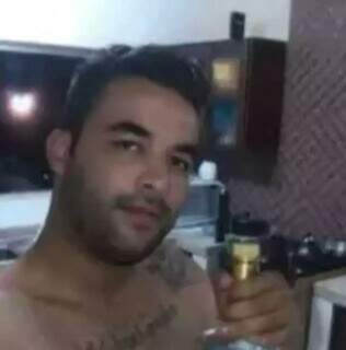 Morre 2º homem baleado em ataque que matou homem apontado como liderança do PCC Morre 2º homem baleado em ataque que matou homem apontado como liderança do PCC