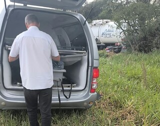Acidente entre carro, camionete e carreta mata funileiro e enteado decapitado