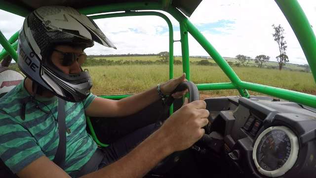 A 30 km de Campo Grande, off road é o esporte dos aventureiros com dinheiro