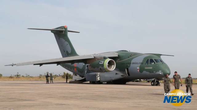 KC-390, o maior avião fabricado no Brasil, tem rotina intensa em MS