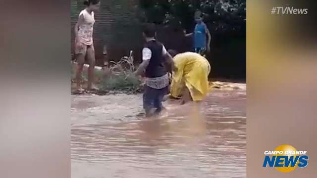 Transtornos com chuva na Nova Campo Grande