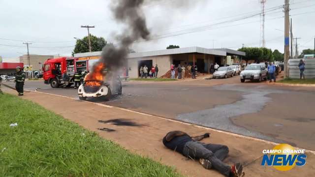 Capotagem, fogo e morte: bombeiros simulam caos para agir na realidade