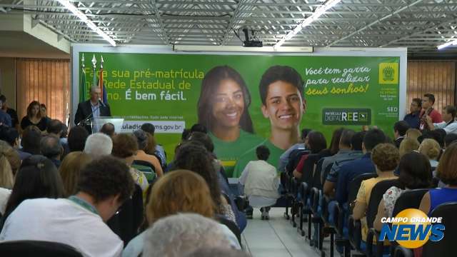 Matrícula digital traz tranquilidade às famílias, diz Reinaldo