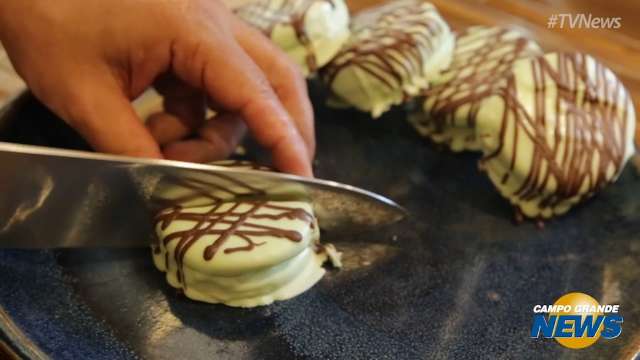 Com massa de manteiga e mel, alfajor argentino ganha versão com tereré