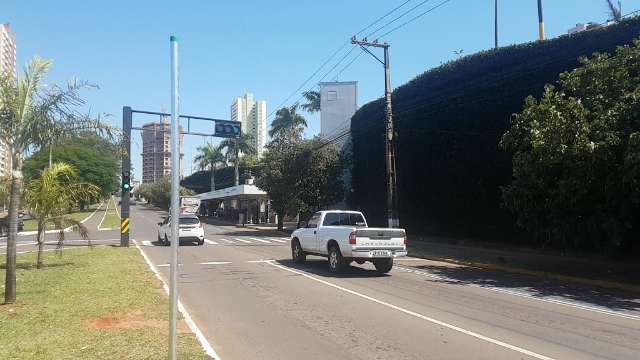 Mal os radares sumiram da Afonso Pena e velocidade já aumentou