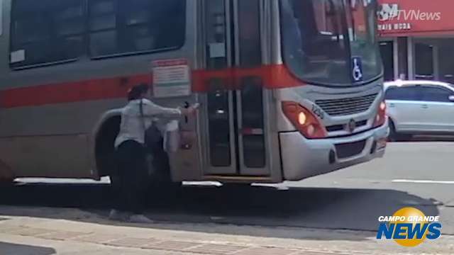 Vídeo do atropelamento de passageira de ônibus foi o mais visto da semana