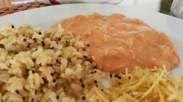 Bobó de Galinha com tapioca deixa receita muito mais fácil e rápida